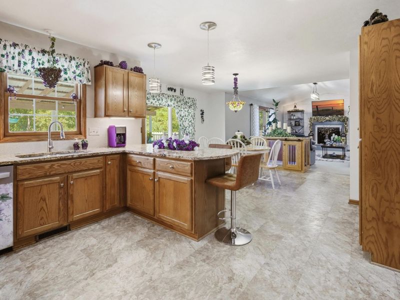 1034 Abby Lane , Willard, OH 44890 Photo 8