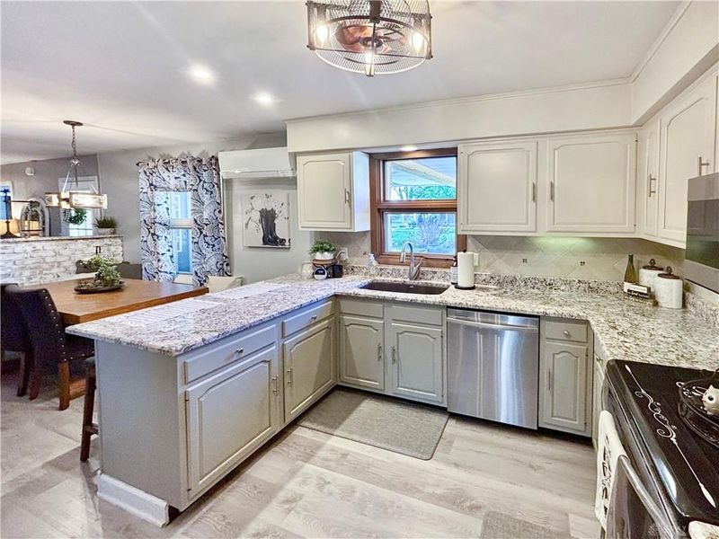 768 Gardenwood Drive, Greenville, OH 45331 Photo 5