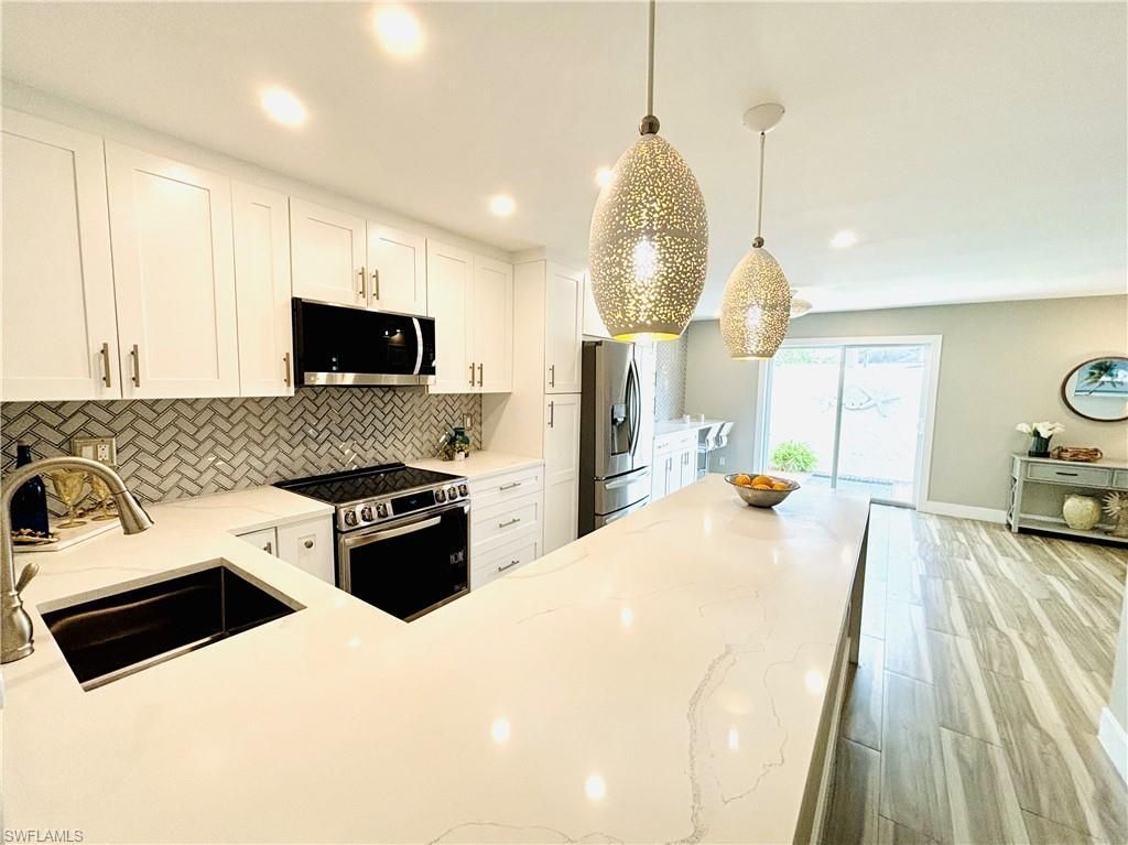 1455 Curlew Ave, Unit 1, Naples, FL 34102 Photo