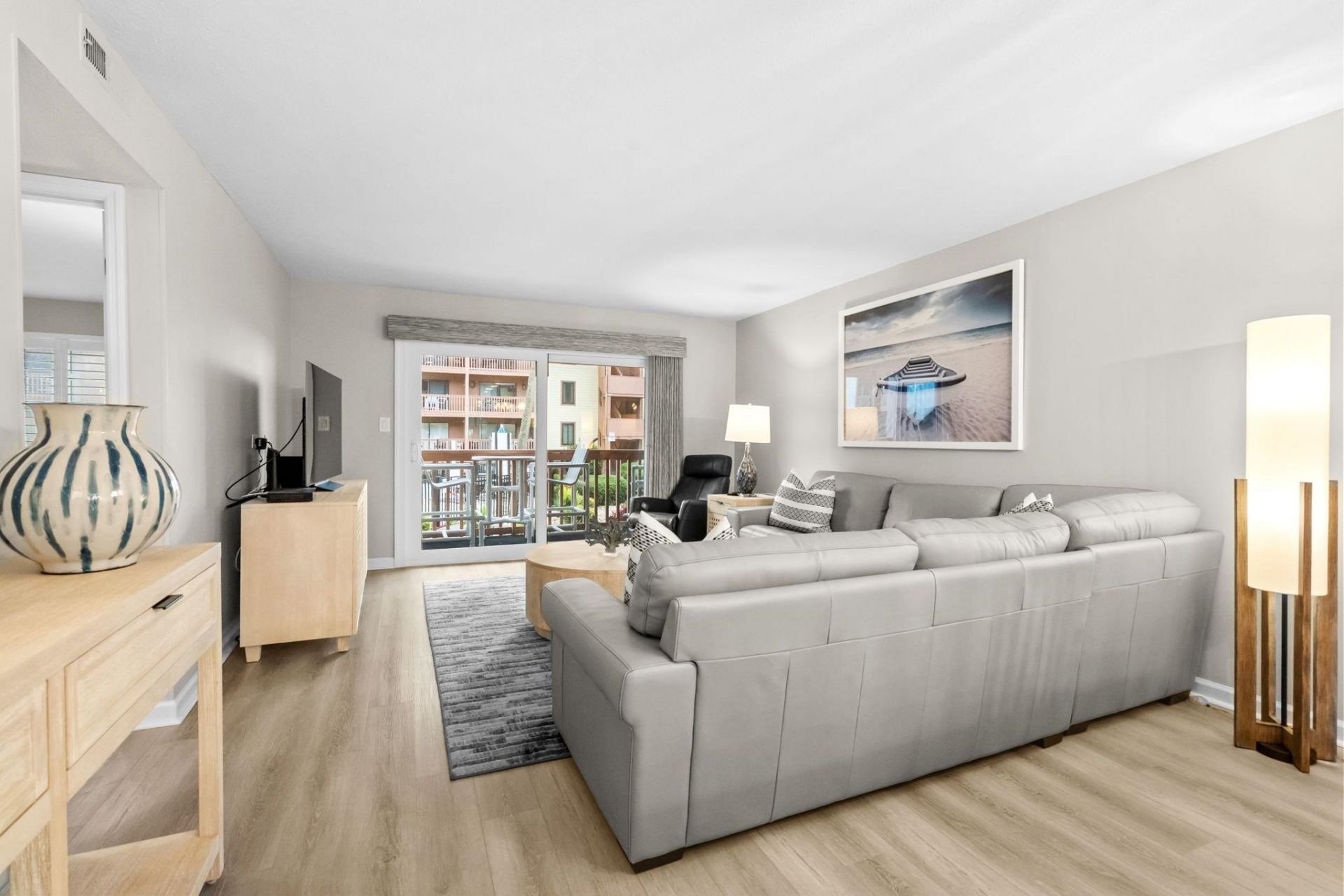 5507 N Ocean Blvd. Photo 10