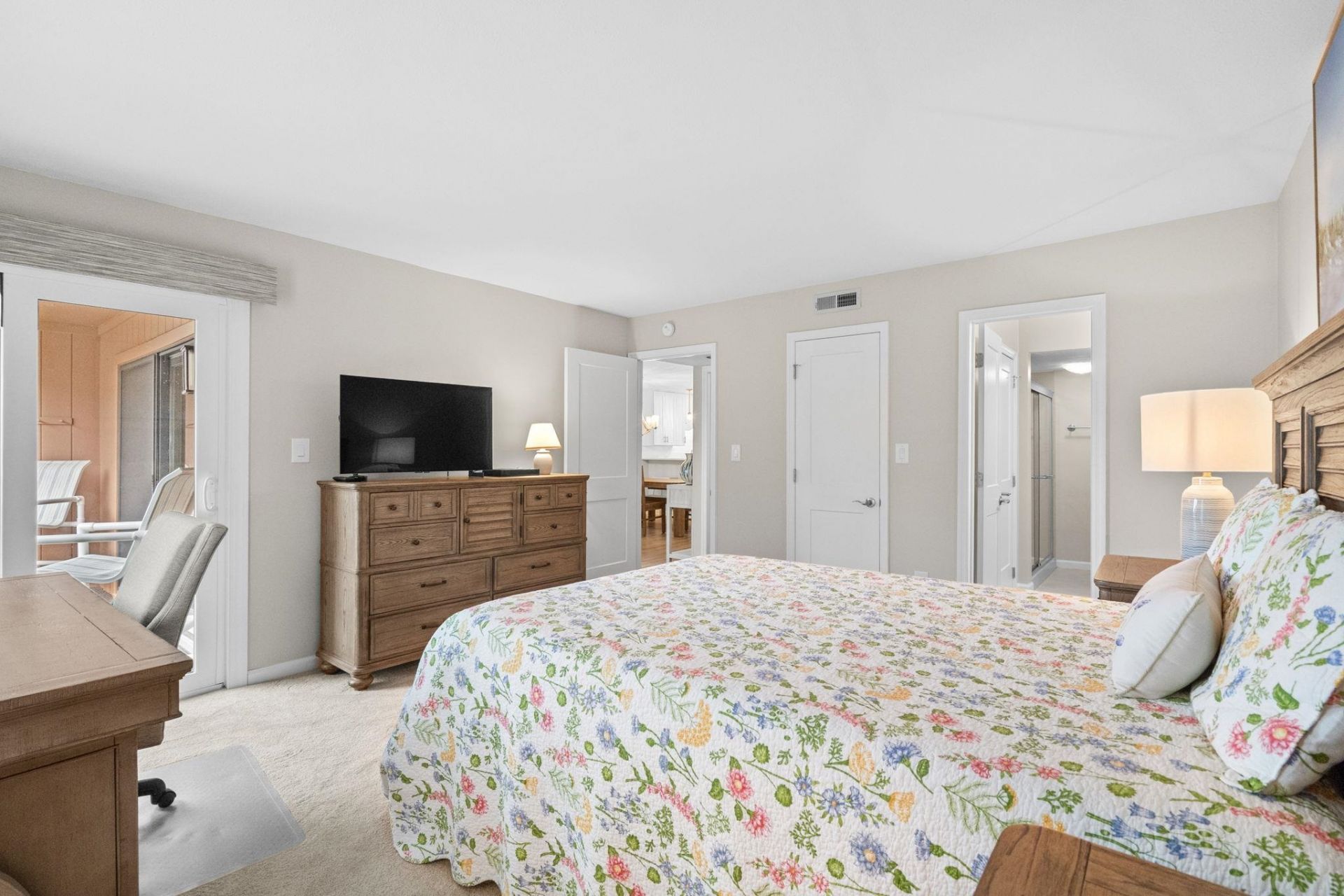5507 N Ocean Blvd. Photo 23