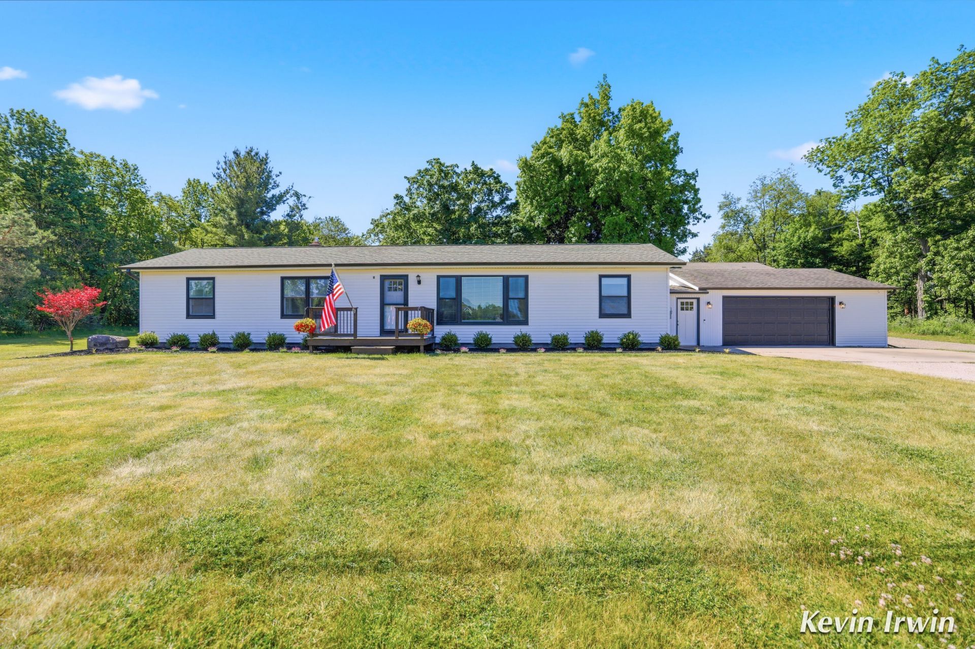4380 Russell Street Ne, Cedar Springs, MI 49319 Main Photo