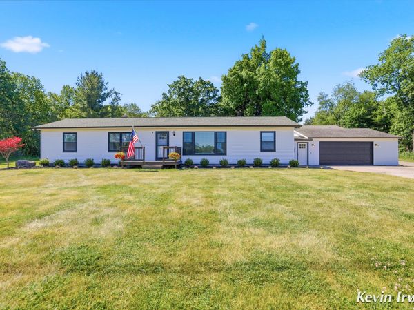4380 Russell Street NE, Cedar Springs, MI 49319