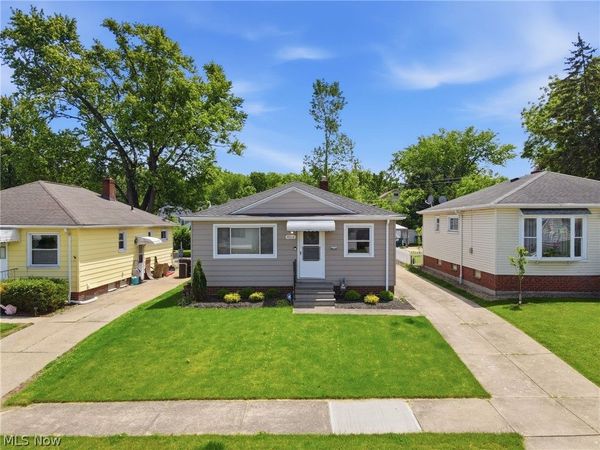 4315 Russell Avenue, Parma, OH 44134