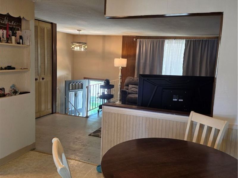 3992 W 176th Street , Cleveland, OH 44111 Photo 14