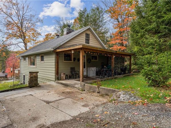 211 Ironwood Rd , Somerset, PA 15501