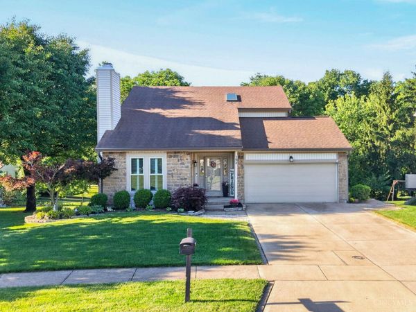 194 Assisiknoll Court, Delhi Twp, OH 45238
