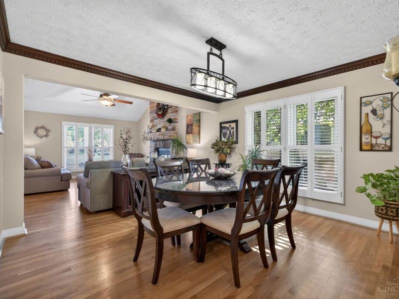 194 Assisiknoll Court, Delhi Twp, OH 45238 Photo 12