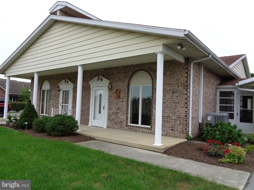 428 Martina Drive, Chambersburg, PA 17201 Main Photo