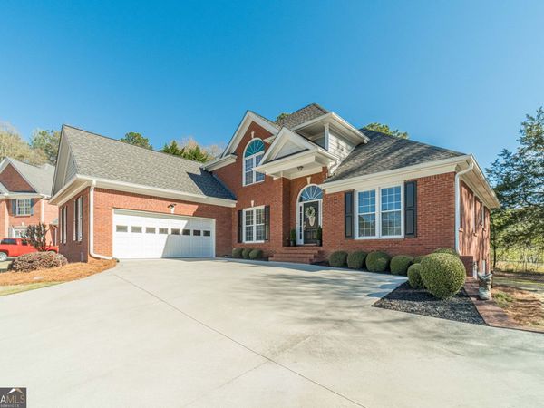 781 Templeton Drive, Loganville, GA 30052