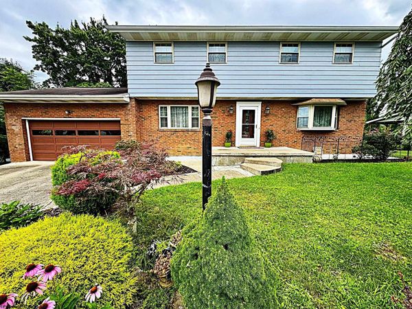 107 Oakview Drive, Morgantown, WV 26505