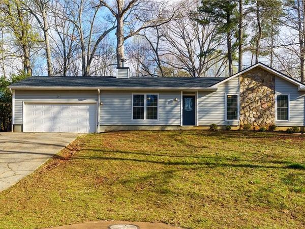 1188 Ridgeside Drive NW, Acworth, GA 30102