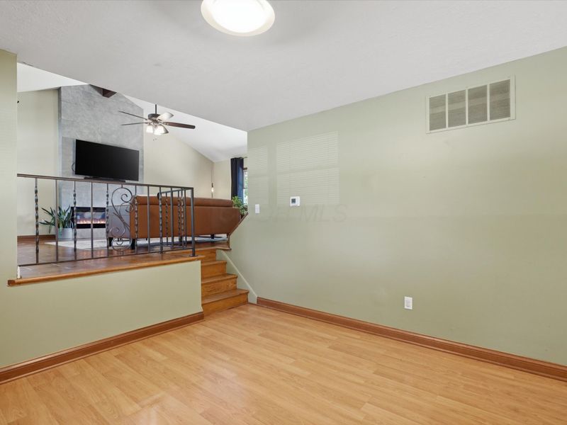 998 Afton Road, Columbus, OH 43221 Photo 13