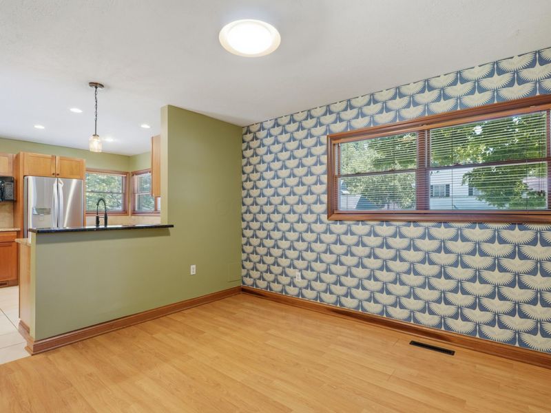 998 Afton Road, Columbus, OH 43221 Photo 14