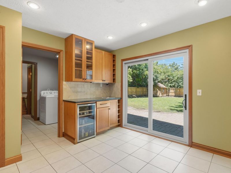 998 Afton Road, Columbus, OH 43221 Photo 16