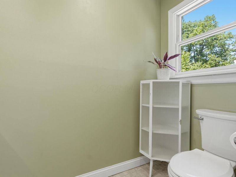 998 Afton Road, Columbus, OH 43221 Photo 38