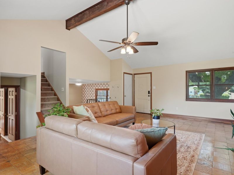 998 Afton Road, Columbus, OH 43221 Photo 7