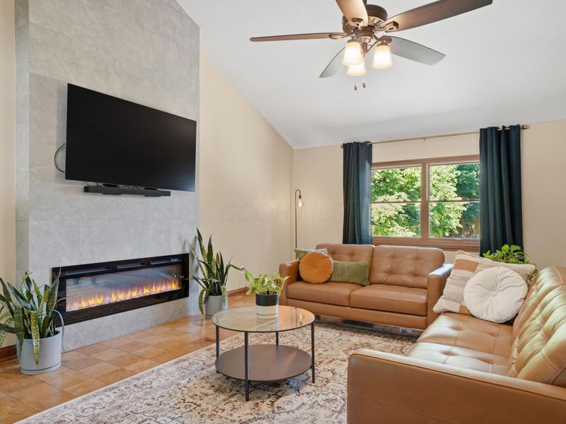 998 Afton Road, Columbus, OH 43221 Photo 8