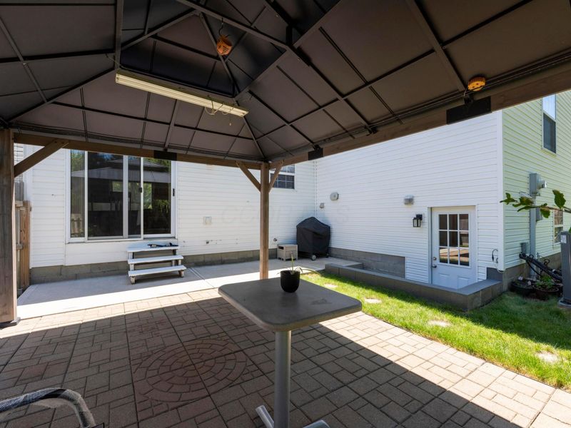 1559 Trabue Woods Boulevard , Columbus, OH 43228 Photo 32