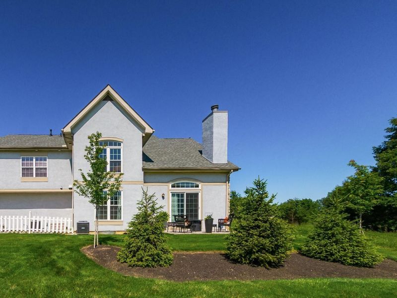 1045 Village Drive , Delaware, OH 43015 Photo 33