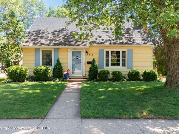 912 Evergreen Avenue, East Lansing, MI 48823