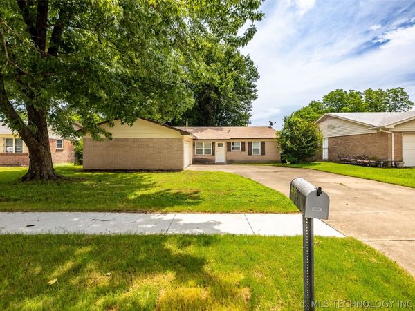 1625 S 2nd Street , Broken Arrow, OK 74012