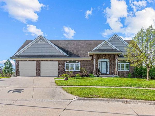 715 Willow Ct., Solon, IA 52333