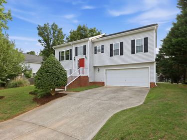 103 Castlebridge Court, Apex, NC 27502