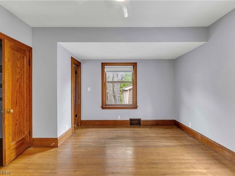 3177 Warren Road , Cleveland, OH 44111 Photo 15
