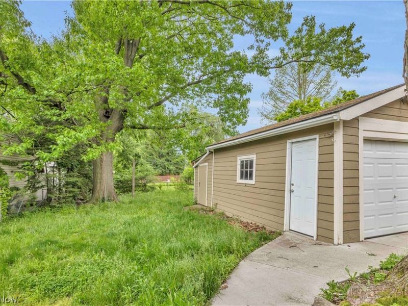 3177 Warren Road , Cleveland, OH 44111 Photo 32