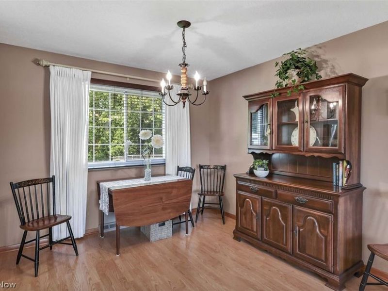 7120 Lakeview Drive , Parma, OH 44129 Photo 10
