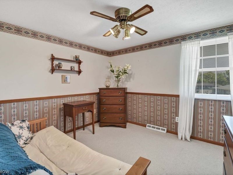 7120 Lakeview Drive , Parma, OH 44129 Photo 24