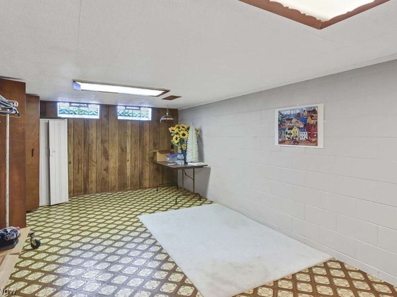 7120 Lakeview Drive , Parma, OH 44129 Photo 31
