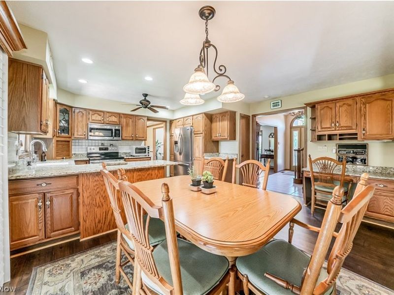 6276 Coldstream , Highland Heights, OH 44143 Photo 14