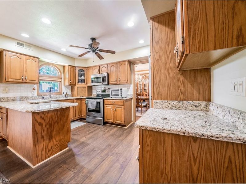 6276 Coldstream , Highland Heights, OH 44143 Photo 15