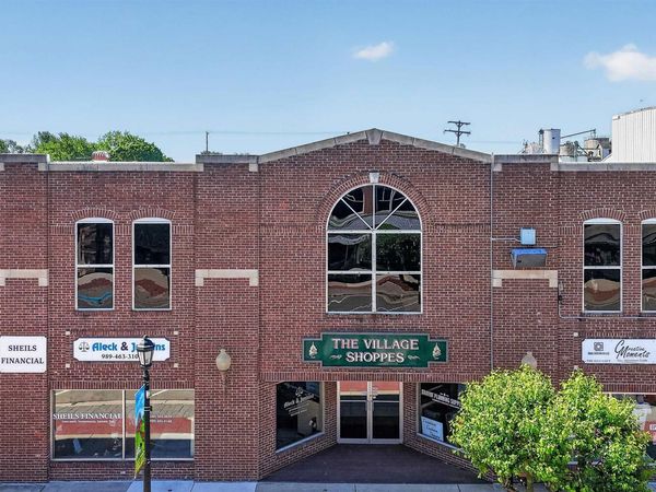 108 Center Street E, Ithaca, MI 48847