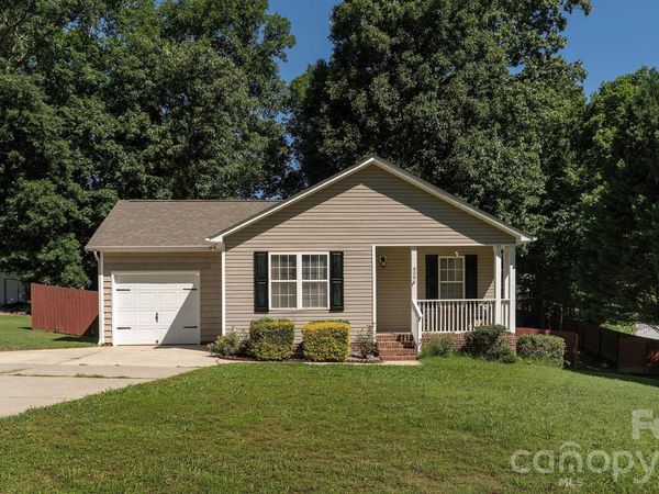 609 Forest Ridge Road , Kannapolis, NC 28083