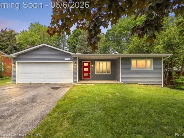 2255 Bedford Road , Bloomfield Hills, MI 48302