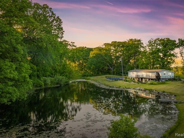 8460 Fish Lake Road Road, Holly Twp, MI 48442