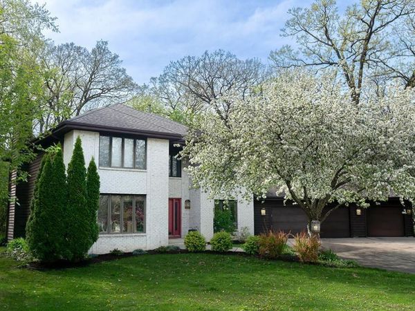 5800 Ivanhoe Circle, Fitchburg, WI 53711