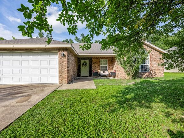 10 Boreland Lane, Bella Vista, AR 72715