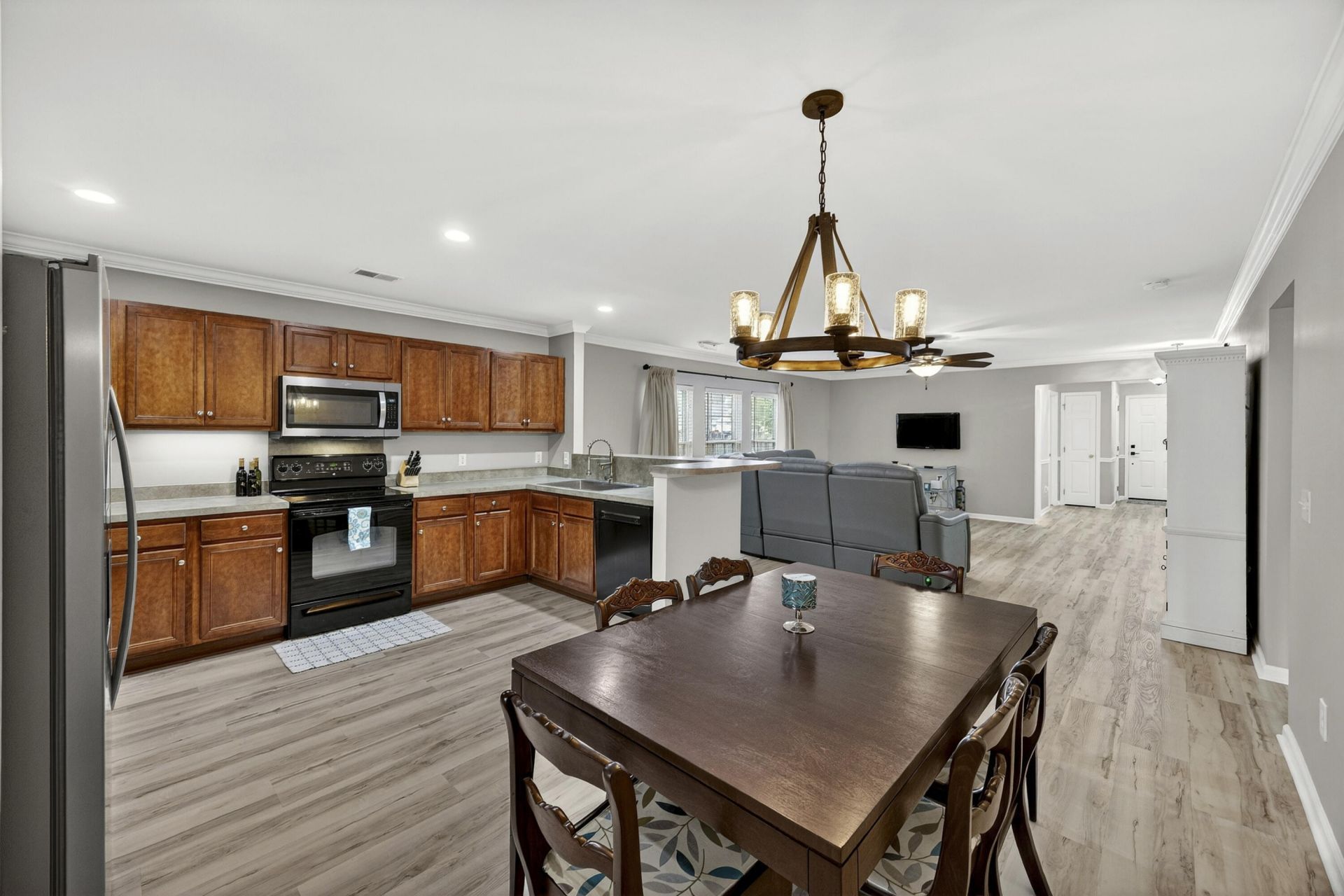 8591 Purity Drive Photo 15