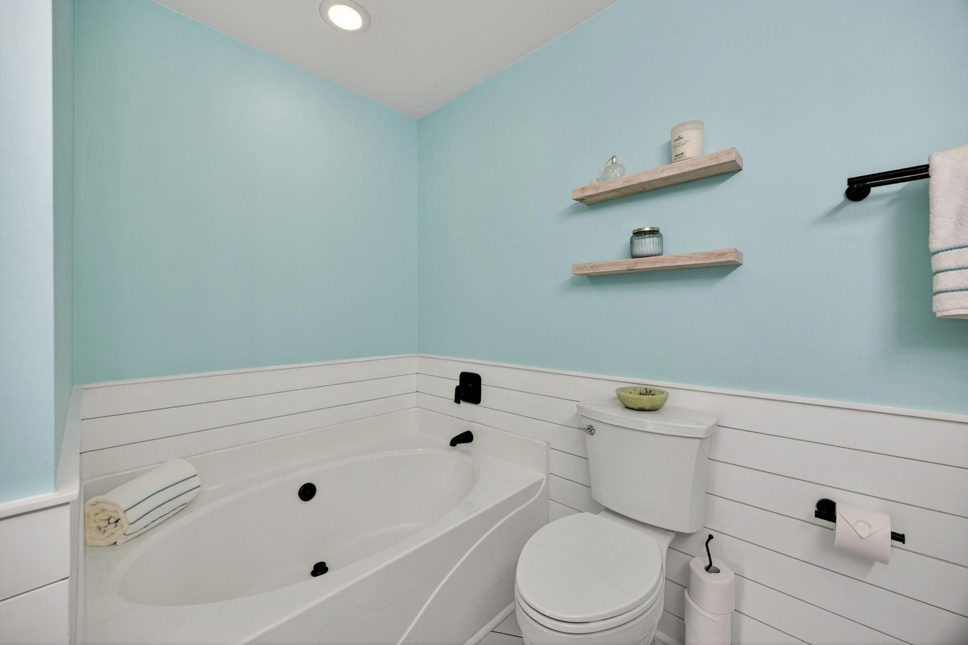 8591 Purity Drive Photo 20