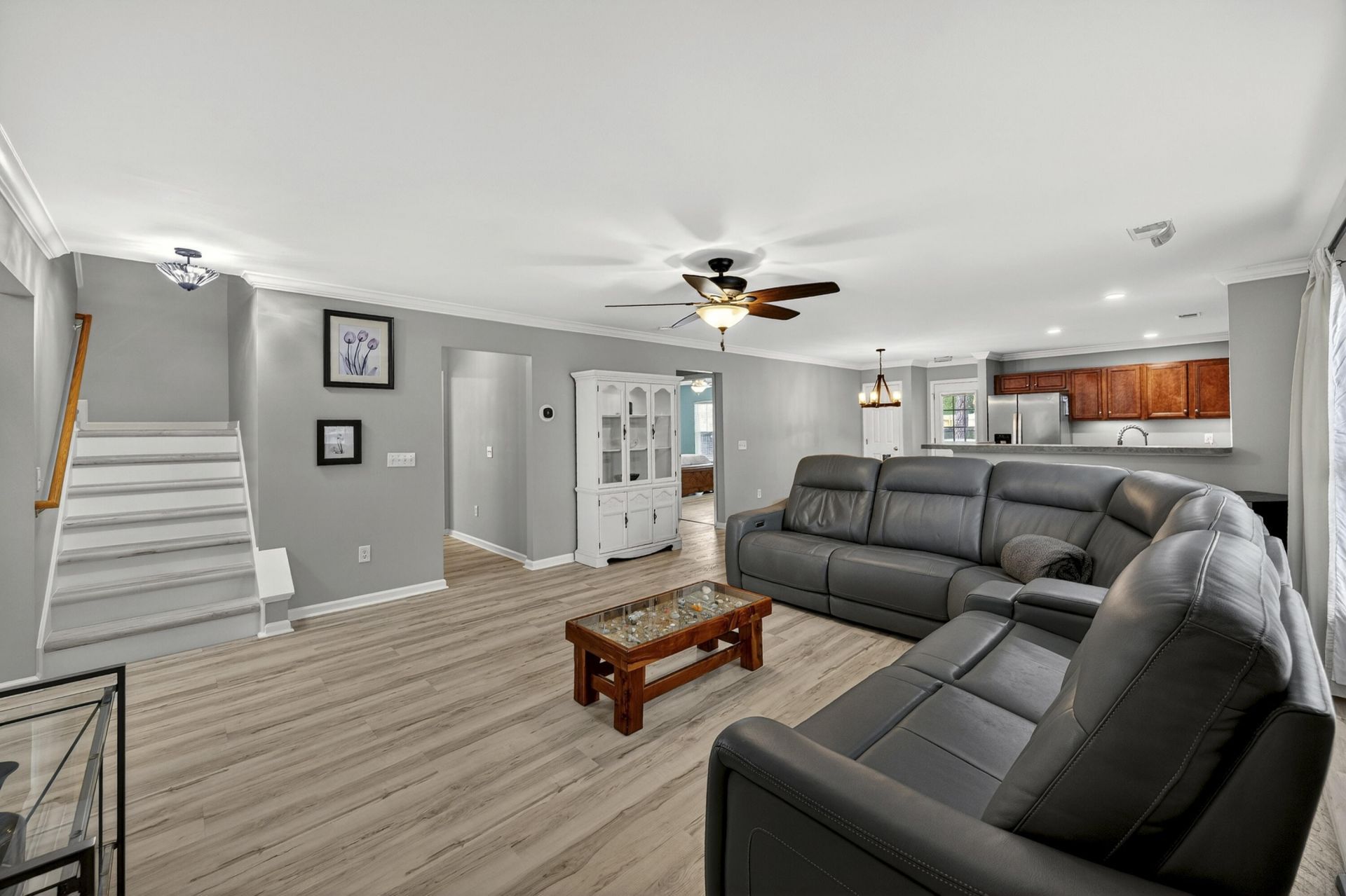 8591 Purity Drive Photo 7