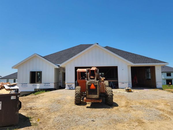 415 Gavin Circle, Peosta, IA 52068