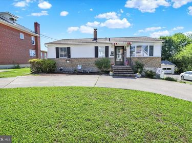 3428 RAYMOND STREET, READING, PA 19605