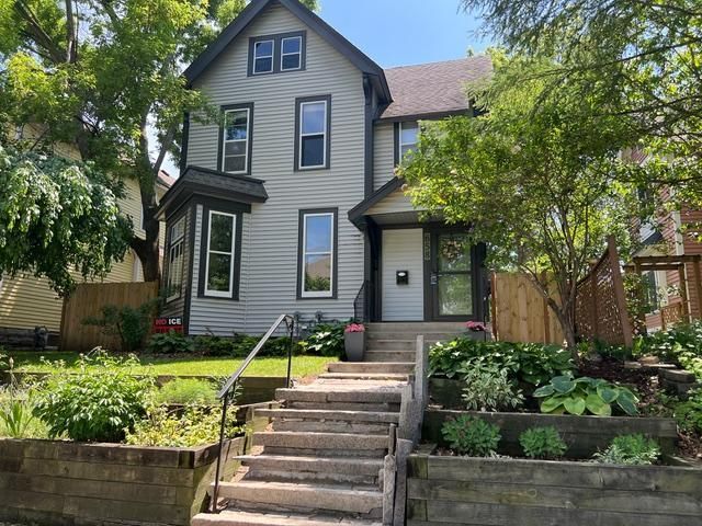 658 Holly Avenue, Saint Paul, MN 55104
