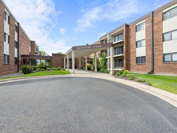 4 Pine Tree Drive , Unit 212, Arden Hills, MN 55112