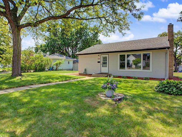 666 3rd Avenue NW, New Brighton, MN 55112