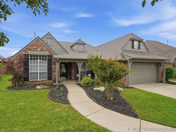 10400 N 114th East Avenue, Owasso, OK 74055